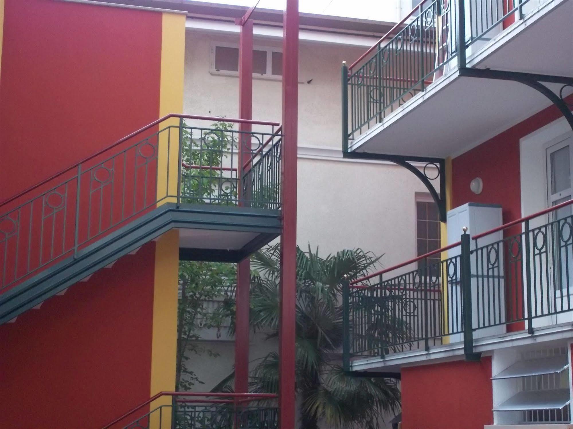 Villa Romana Lignano Sabbiadoro Ngoại thất bức ảnh